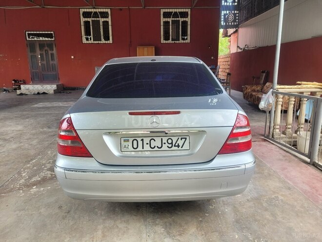 Mercedes E 240 2002, 238,000 km - 2.6 l - Bakı