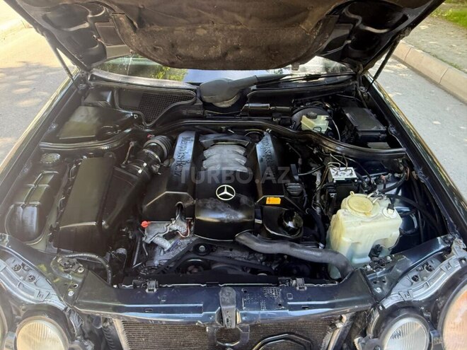 Mercedes E 240 1998, 335,000 km - 2.4 l - Mingəçevir