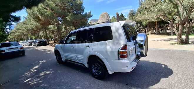 Mitsubishi Pajero 2002, 180,070 km - 3.0 l - Bakı