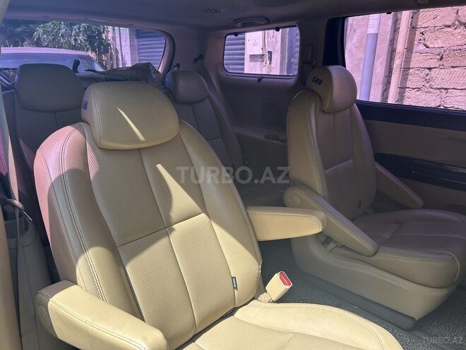 Kia Carnival 2015, 270,000 km - 2.2 l - Bakı