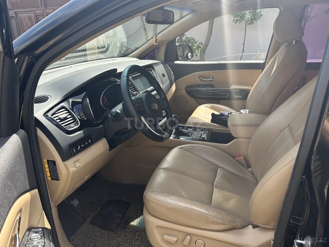 Kia Carnival 2015, 270,000 km - 2.2 l - Bakı