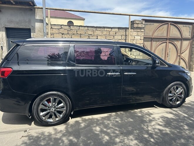 Kia Carnival 2015, 270,000 km - 2.2 l - Bakı