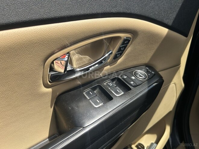 Kia Carnival 2015, 270,000 km - 2.2 l - Bakı