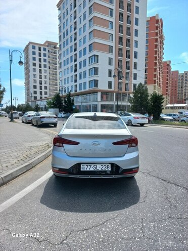Hyundai Elantra 2018, 161,353 km - 2.0 l - Bakı