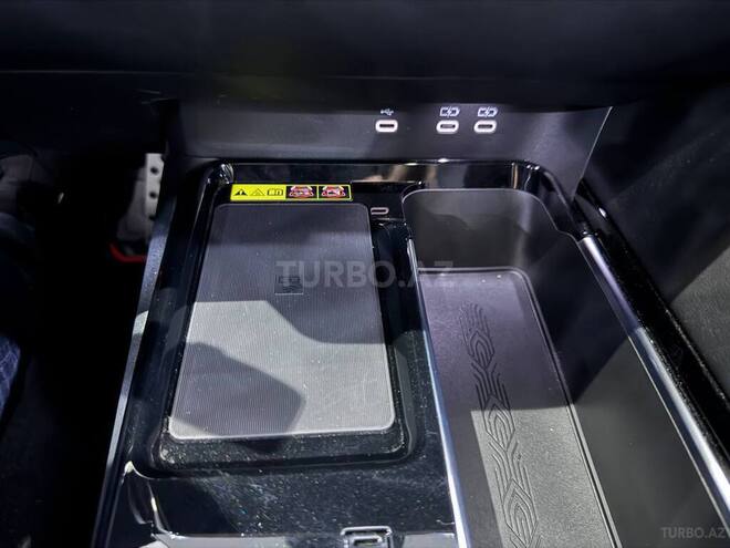 Toyota Camry-14