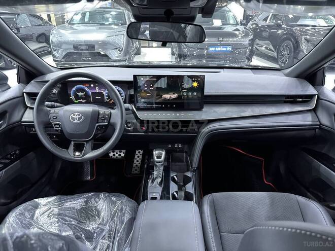 Toyota Camry-8