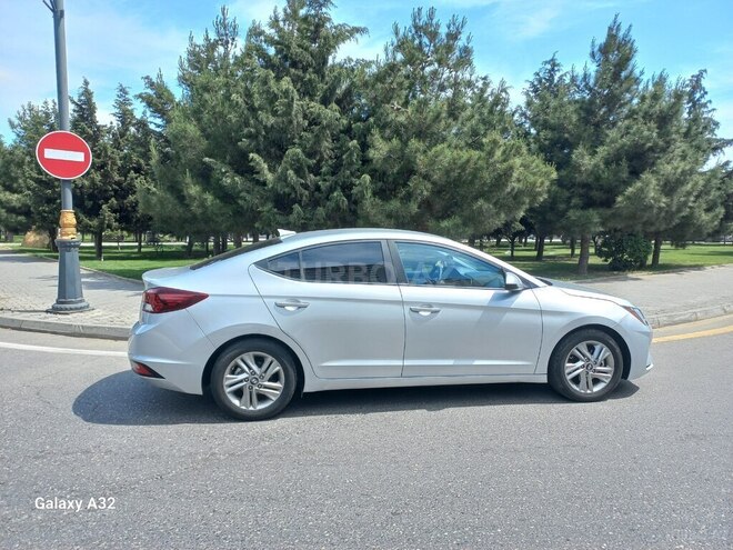 Hyundai Elantra 2018, 161,353 km - 2.0 l - Bakı