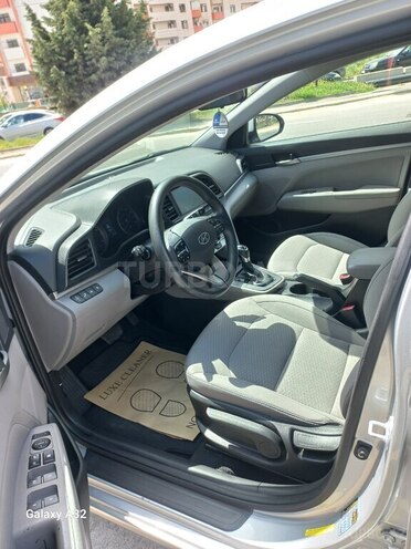 Hyundai Elantra 2018, 161,353 km - 2.0 l - Bakı