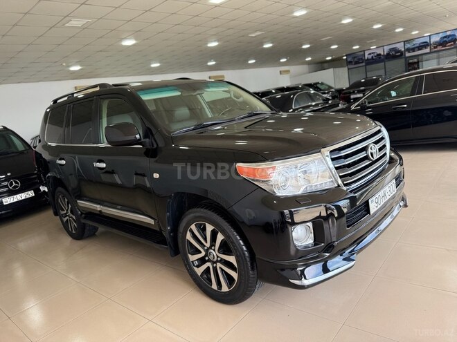 Toyota Land Cruiser-2
