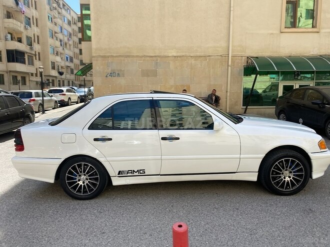 Mercedes C 230 1999, 263,000 km - 2.3 л - Bakı