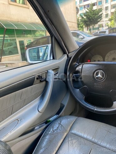 Mercedes C 230 1999, 263,000 km - 2.3 л - Bakı