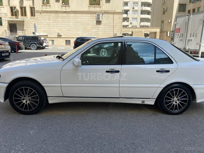 Mercedes C 230 1999, 263,000 km - 2.3 л - Bakı