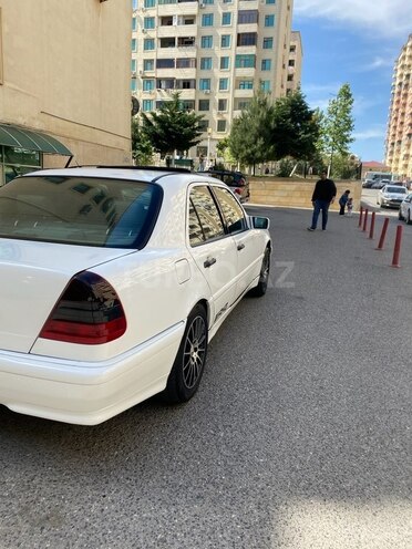 Mercedes C 230 1999, 263,000 km - 2.3 л - Bakı