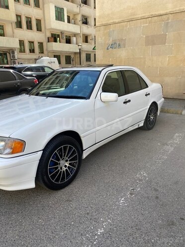 Mercedes C 230 1999, 263,000 km - 2.3 л - Bakı