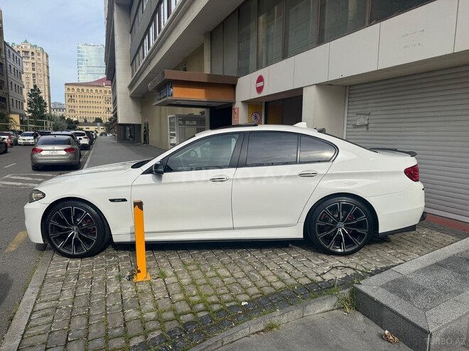 BMW 528 2015, 215,000 km - 2.0 l - Bakı