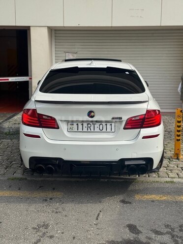 BMW 528 2015, 215,000 km - 2.0 l - Bakı