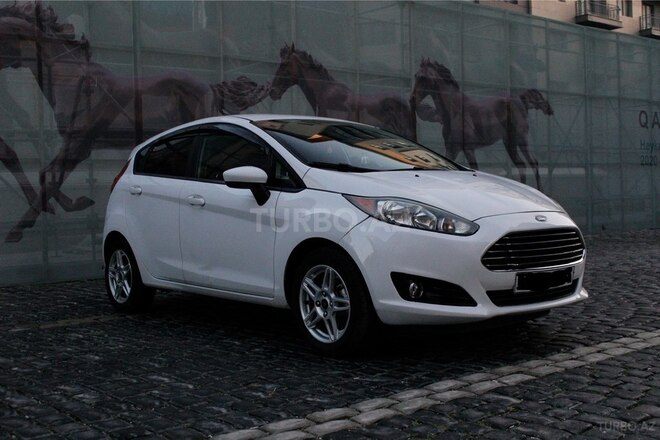 Ford Fiesta 2019, 145,000 km - 1.6 l - Bakı