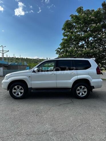 Toyota Land Cruiser Prado 2008, 395,000 km - 4.0 л - Quba