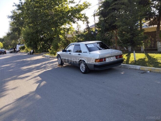 Mercedes 190 1990, 542,600 km - 2.3 l - Beyləqan