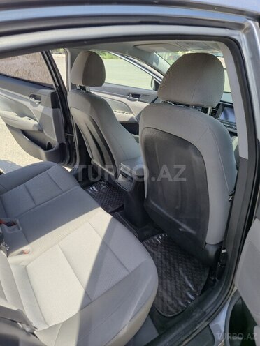Hyundai Elantra 2017, 149,700 km - 2.0 l - Bakı