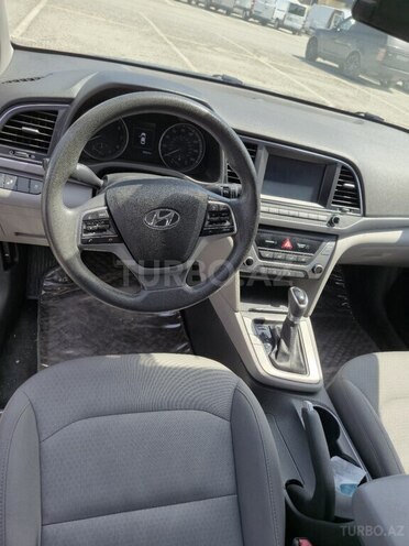 Hyundai Elantra 2017, 149,700 km - 2.0 l - Bakı