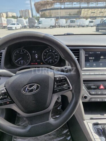Hyundai Elantra 2017, 149,700 km - 2.0 l - Bakı