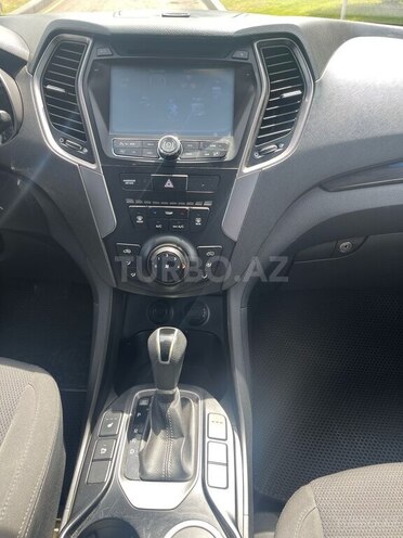 Hyundai Santa Fe 2013, 175,000 km - 2.4 l - Quba