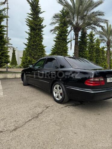 Mercedes E 270 2002, 505,981 km - 2.7 l - Astara