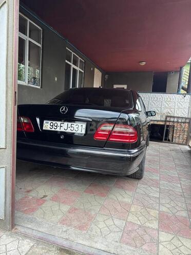 Mercedes E 270 2002, 505,981 km - 2.7 l - Astara