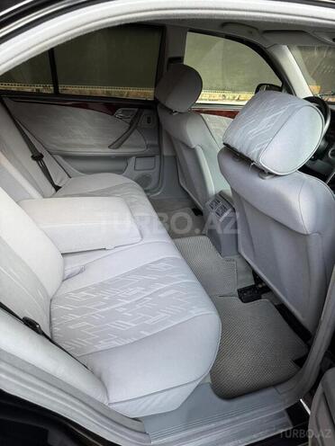Mercedes E 270 2002, 505,981 km - 2.7 l - Astara