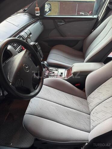 Mercedes E 270 2002, 505,981 km - 2.7 l - Astara
