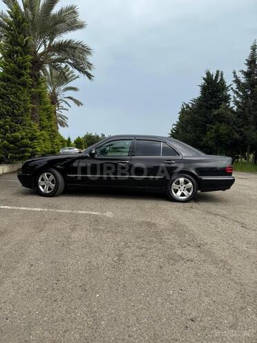 Mercedes E 270 2002, 505,981 km - 2.7 l - Astara