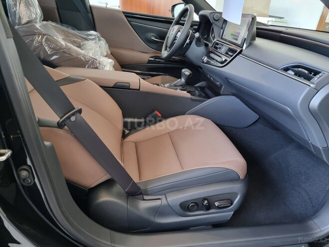 Lexus ES 300h 2025, 0 km - 2.5 l - Bakı