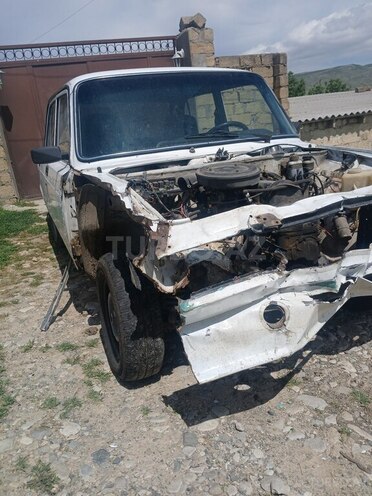 LADA (VAZ) 2107 1999, 80,000 km - 1.6 l - Qobustan