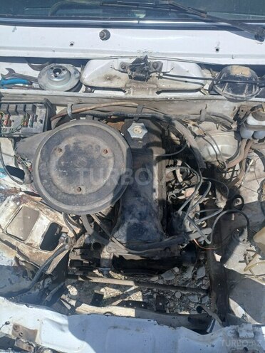 LADA (VAZ) 2107 1999, 80,000 km - 1.6 l - Qobustan