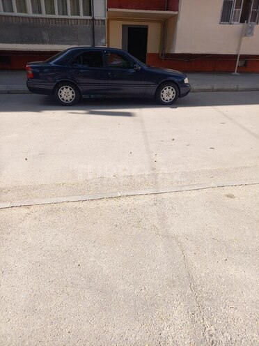 Mercedes C 180 1995, 369,000 km - 1.8 л - Mingəçevir