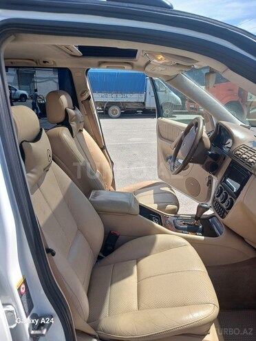 Mercedes ML 320 4MATIC 2002, 235,000 km - 3.5 л - Bakı