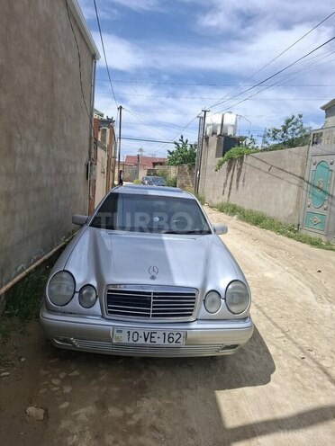 Mercedes E 230 1995, 373,460 km - 2.3 l - Bakı