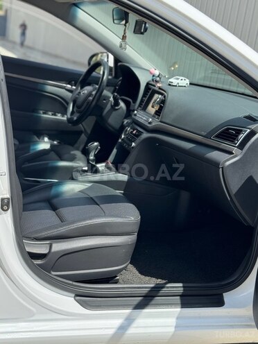 Hyundai Avante 2015, 300,000 km - 1.6 л - Bakı