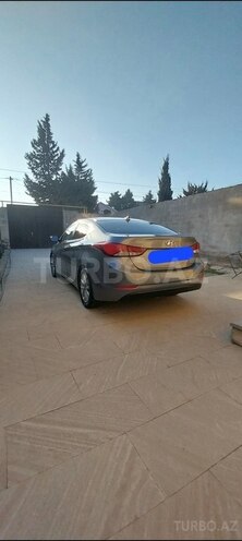 Hyundai Elantra 2015, 273,588 km - 1.8 л - Bakı