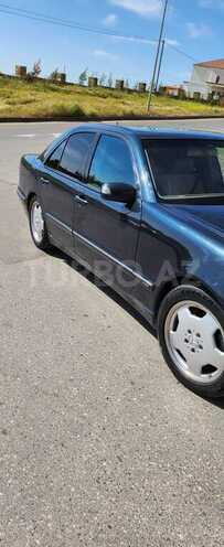 Mercedes E 320 2000, 60,300 km - 3.2 л - Bakı