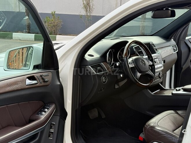 Mercedes GL 500 4MATIC 2014, 146,500 km - 4.7 л - Bakı
