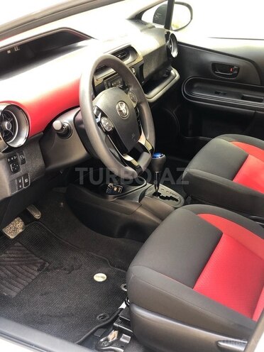 Toyota Aqua 2017, 42,000 km - 1.5 l - Bakı
