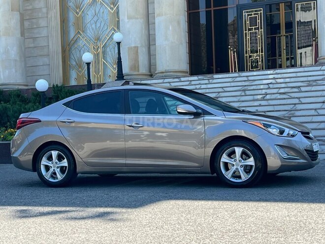 Hyundai Elantra 2015, 112,000 km - 1.8 l - Bakı