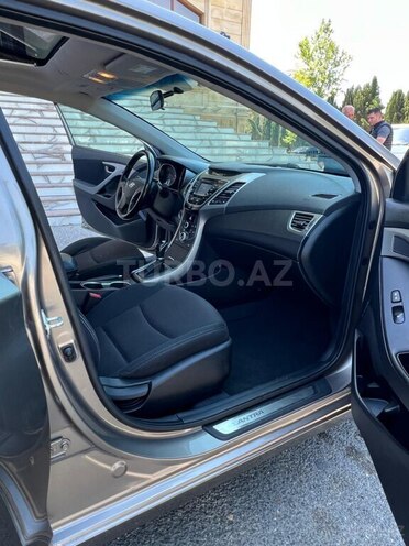 Hyundai Elantra 2015, 112,000 km - 1.8 l - Bakı