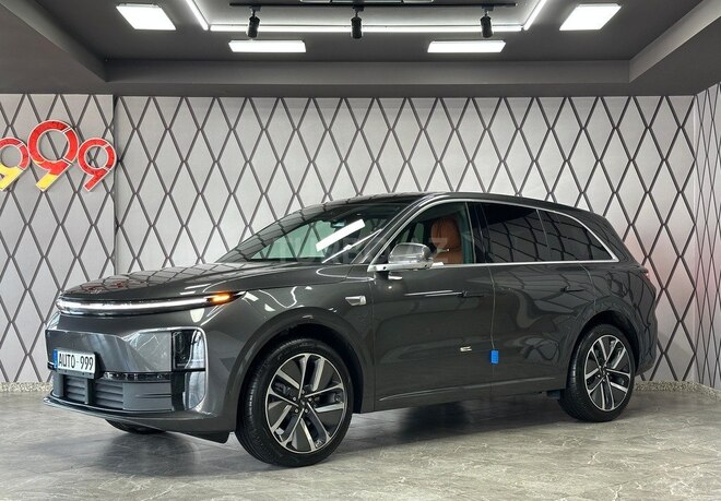 Li Auto L6-5