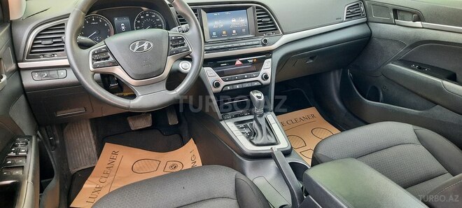 Hyundai Elantra 2017, 128,000 km - 2.0 l - Bakı