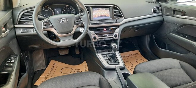 Hyundai Elantra 2017, 128,000 km - 2.0 l - Bakı