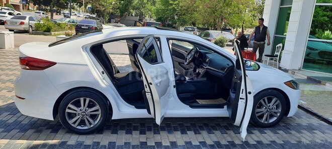 Hyundai Elantra 2017, 128,000 km - 2.0 l - Bakı