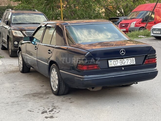 Mercedes E 200 1992, 374,842 km - 2.0 l - Bakı
